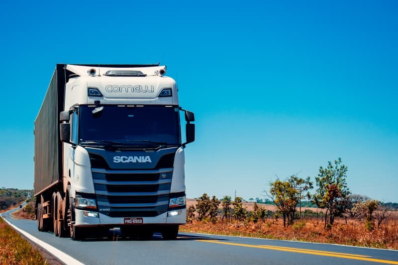 Salud Laboral en Empresas de Transporte y Conductores: Normativa y Prevención